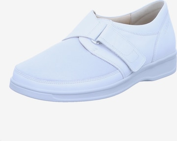 Ganter Lace-Up Shoes in White: front