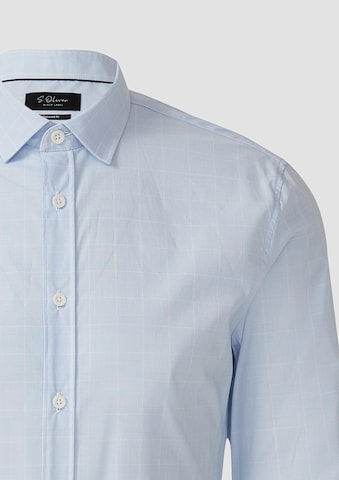 Coupe slim Chemise s.Oliver BLACK LABEL en bleu