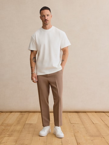 DAN FOX APPAREL Regular Trousers with creases 'Justus' in Brown