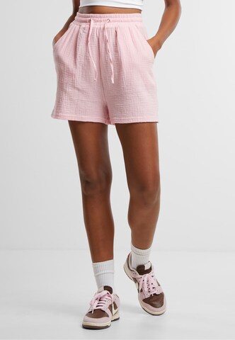 Urban Classics Loose fit Trousers in Pink