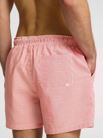 Shorts de bain SELECTED HOMME en rouge