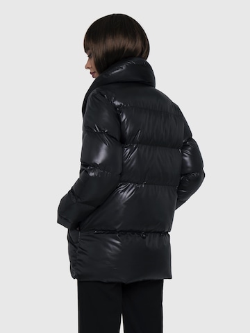 Anushka Winterjas in Zwart