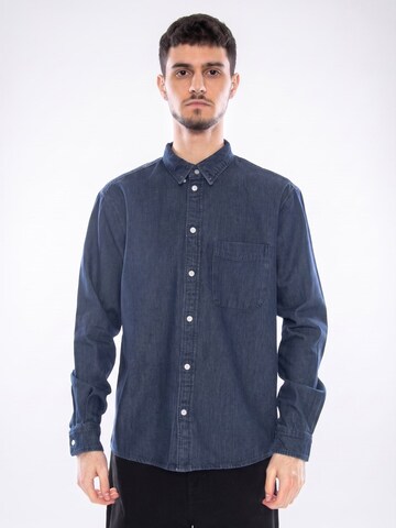 Only & Sons Comfort fit Button Up Shirt in Blue