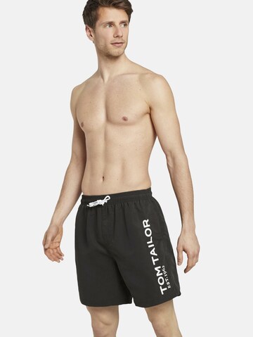 TOM TAILOR Badeshorts 'Jeremy' in Schwarz