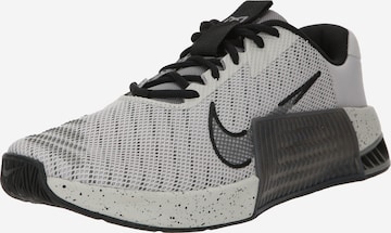 NIKE - Sapatilha de desporto 'Metcon 9' em cinzento: frente