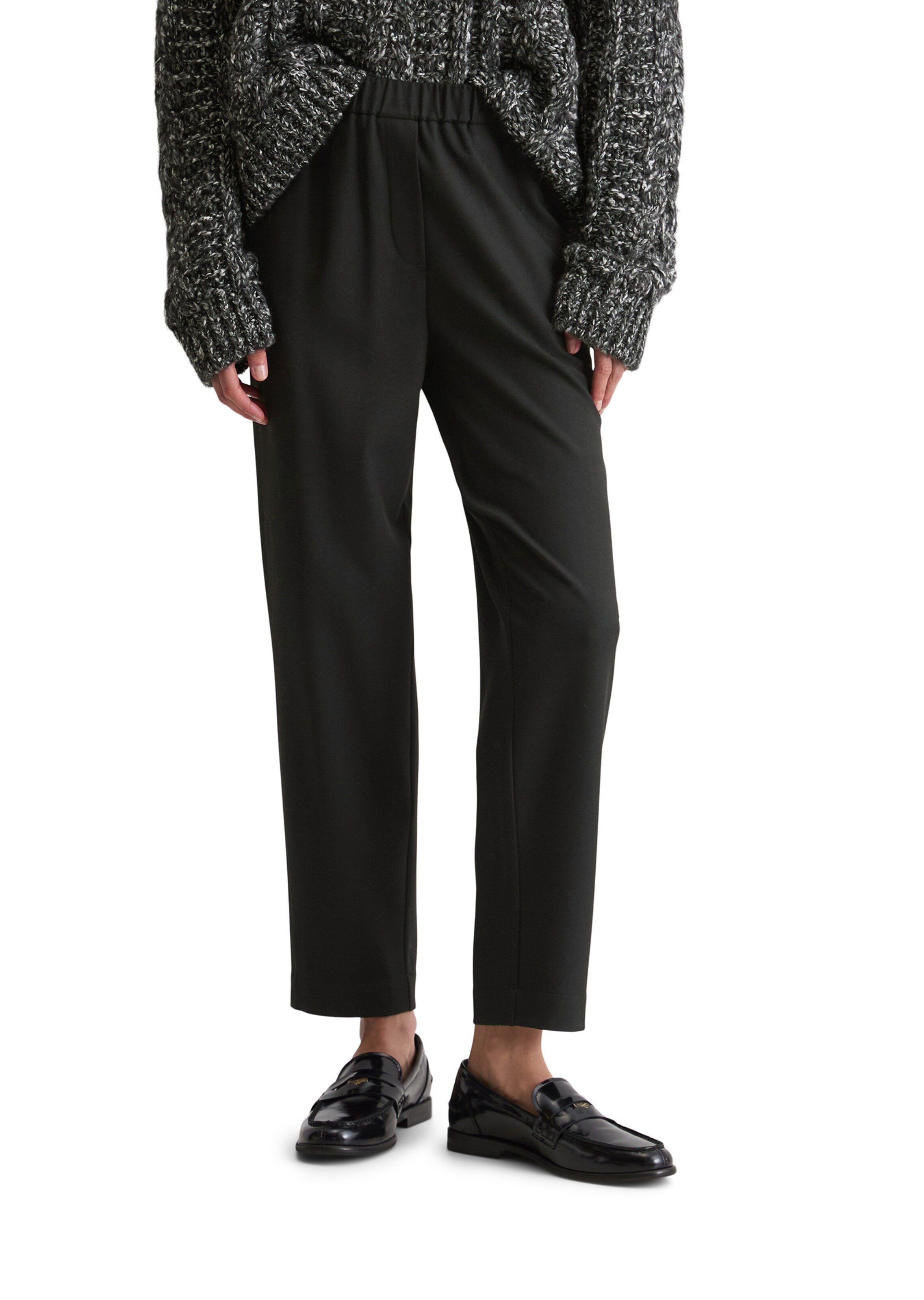 Marc O'Polo Regular Pants in Black: front