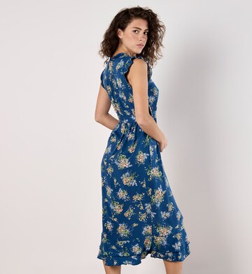 Robe ' ' Apricot en bleu