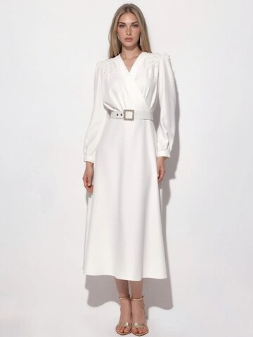 MSN Collection Jurk in Wit: voorkant