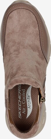 SKECHERS Ankle Boots in Braun