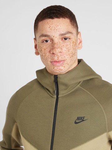 Nike Sportswear Sweatjacke 'TCH FLC' in Grün