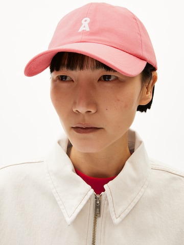 ARMEDANGELS Cap in Black: front