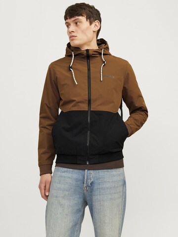 Giacca di mezza stagione 'JJRush' di JACK & JONES in marrone: frontale