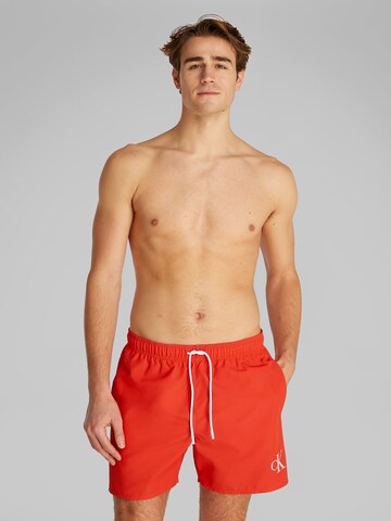 Calvin Klein SwimwearKupaće hlače - crvena boja: prednji dio