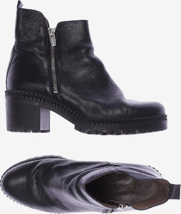 Wonders Dress Boots in 39 in Black: front