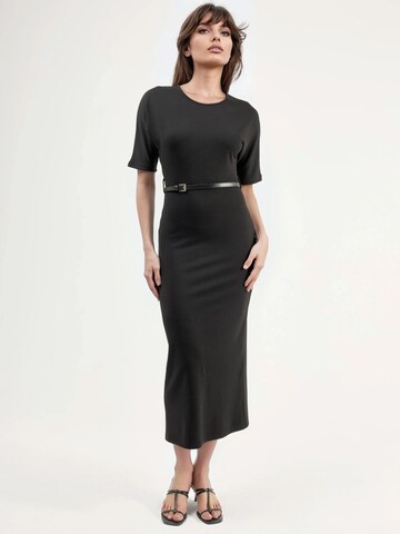 Busem Dress in Black: front