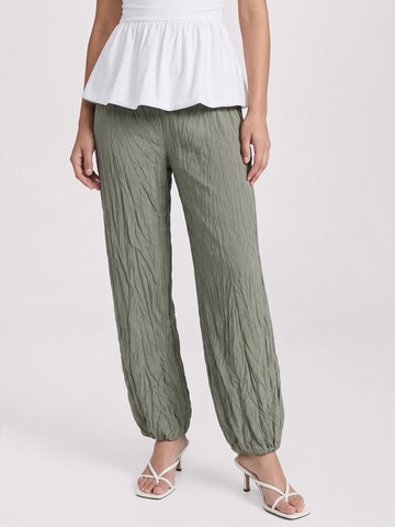 Loosefit Pantalon 'Ophelia' EDITED en gris : devant