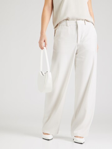 DRYKORN - regular Pantalón chino 'DESK' en beige: frente