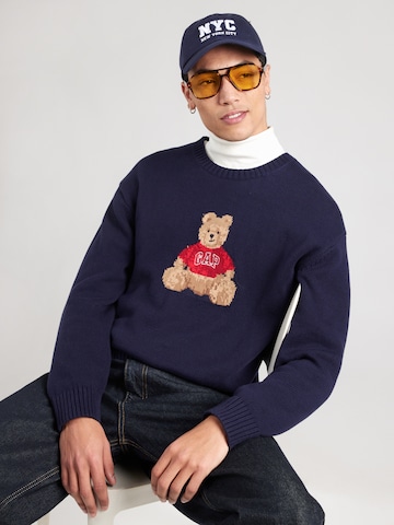 Pull-over 'BRANNAN BEAR' GAP en bleu : devant