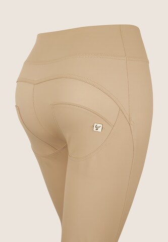 Freddy Skinny Leggings in Beige