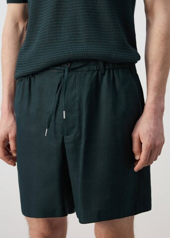 MANGO MAN Regular Shorts 'Vitos' in Grün: Vorderseite