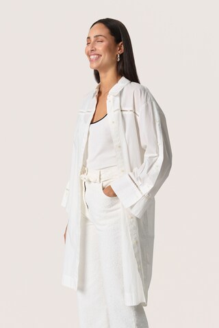 SOAKED IN LUXURY Blouse 'Jani' in White