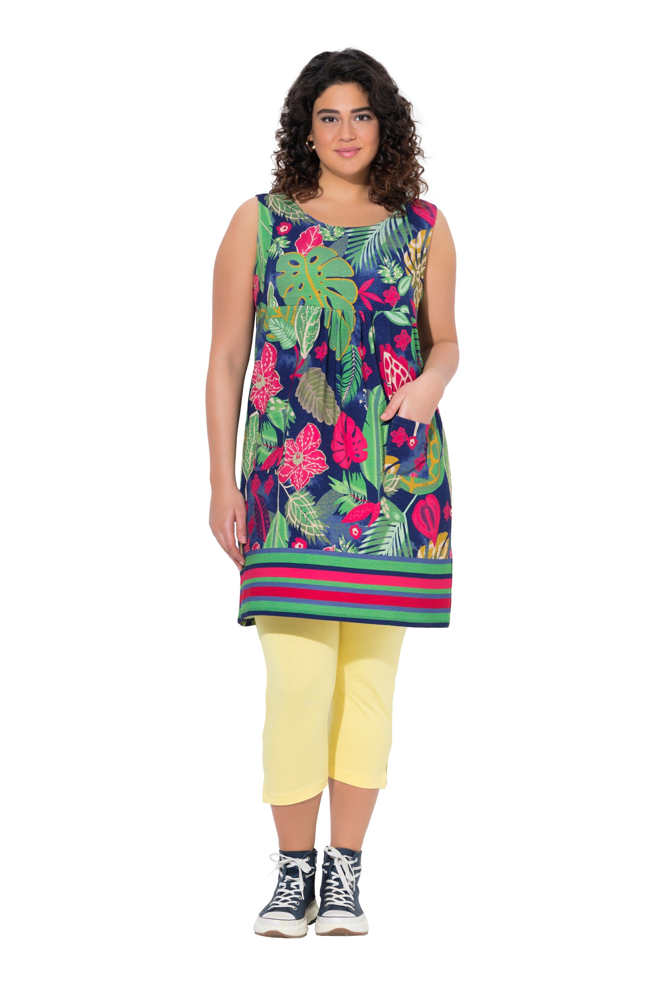 Ulla Popken Dress in Green: front