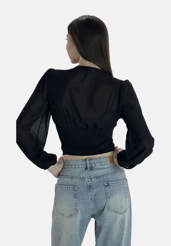 Elara Bluse in Schwarz