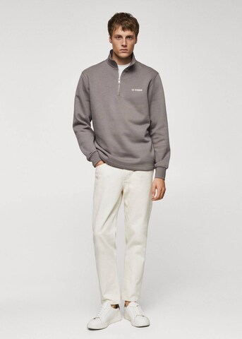 MANGO MAN Sweatshirt 'Lofta' in Grau