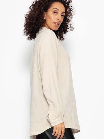 SASSYCLASSY Blouse in Beige