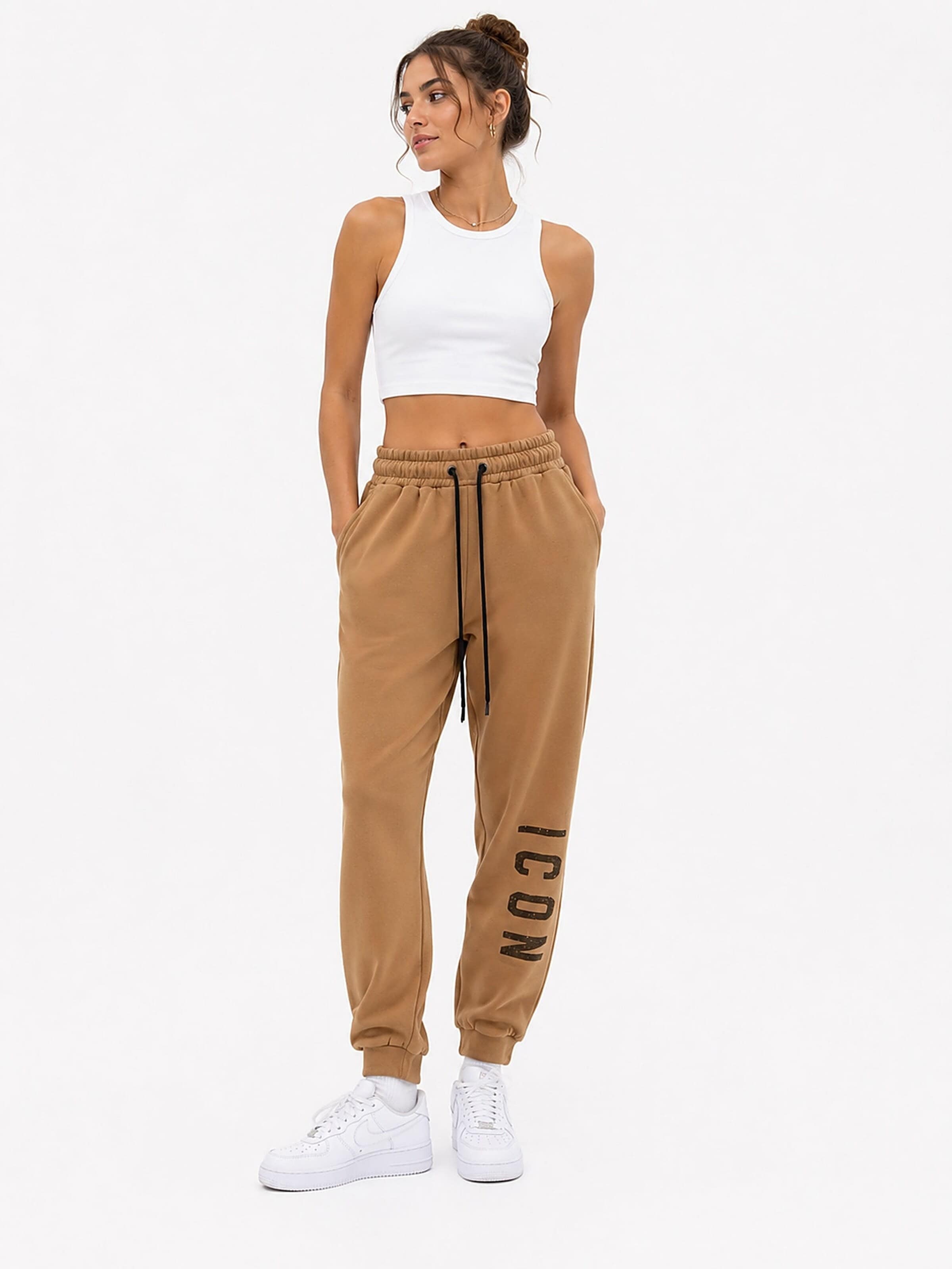 ICON Regular Broek in Bruin: voorkant