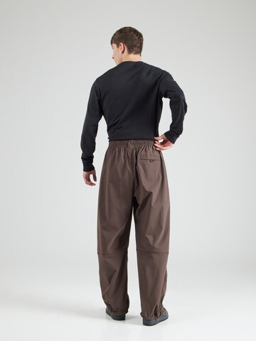 Nike Sportswear - Tapered Pantalón 'Tech' en marrón