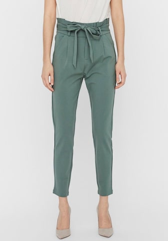 VERO MODA Slim fit Pleat-front trousers 'Eva' in Green: front