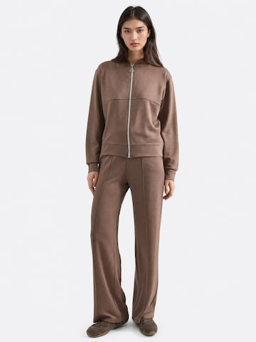 Lady Bersan Leisure suit in Brown