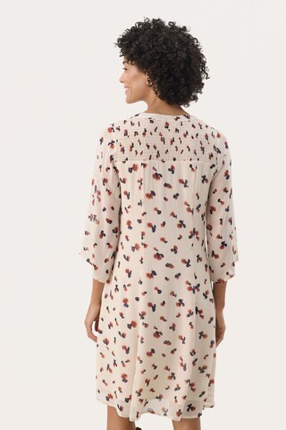 Robe 'Elka' Part Two en beige