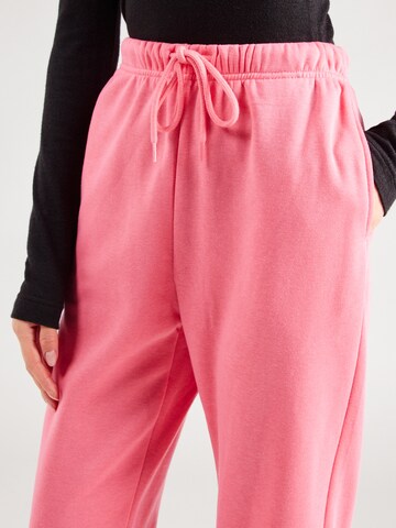 PIECES Tapered Trousers 'PCCHILLI' in Pink