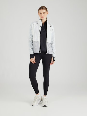 Pull-over de sport 'Lila' Marika en noir