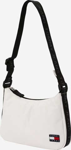 Tommy Jeans Skuldertaske 'Essential Daily' i hvid