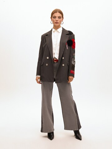Lola Casademunt Blazer in Grey