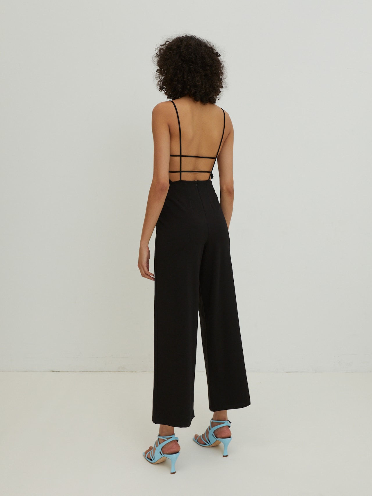 EDITED Jumpsuit 'Noor' negro