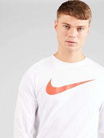 Nike Sportswear Shirt in Weiß