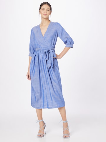 Closet London Dress in Blue: front