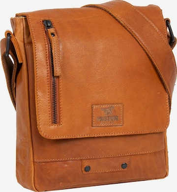 MUSTANG Crossbody Bag in Brown: front