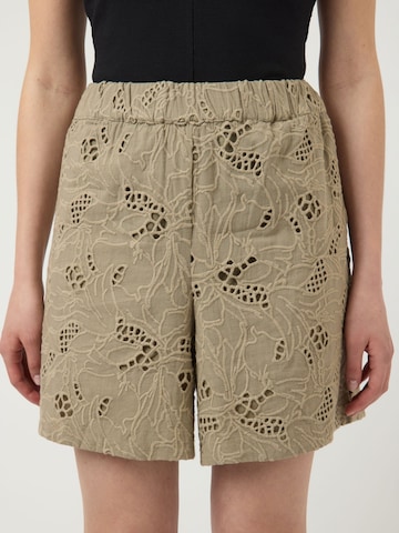 YAS Regular Broek 'YASSAGGA' in Zilver: voorkant