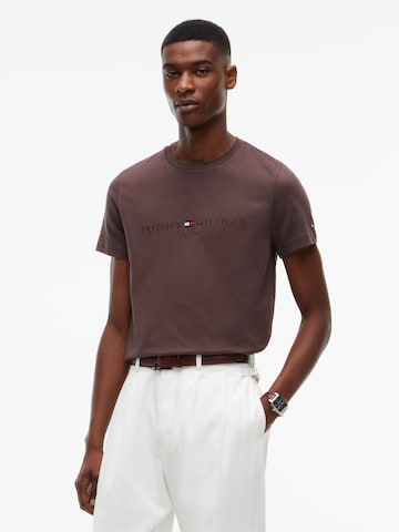 TOMMY HILFIGER Regular Fit Bluser & t-shirts i brun: forside