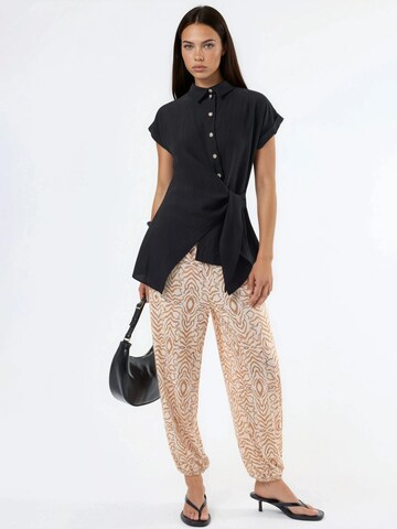 Busem Bluse in Schwarz