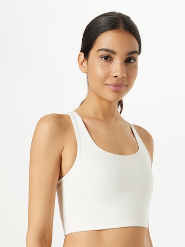 Girlfriend Collective Bustier Sport-BH 'PALOMA' in Beige: predná strana