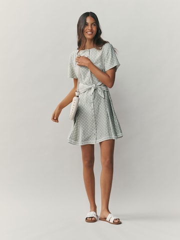 Next Μπλουζοφόρεμα σε πράσινο