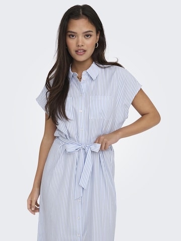 Robe-chemise 'HANNOVER SARAH' ONLY en bleu