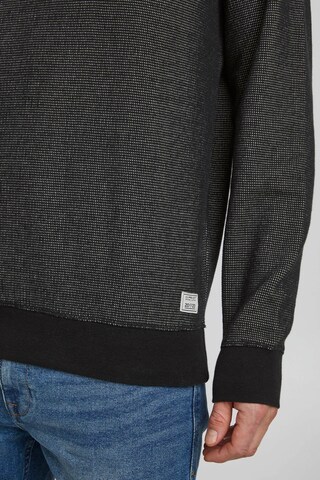11 Project - Pullover em cinzento