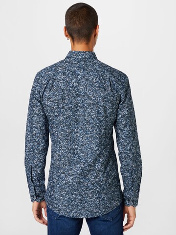 mėlyna HUGO Priglundantis modelis Marškiniai 'Elisha'